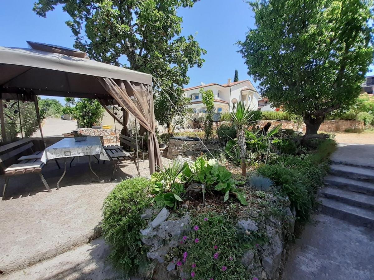 Apartmani Bilandzic-Krk Malinska Exteriör bild